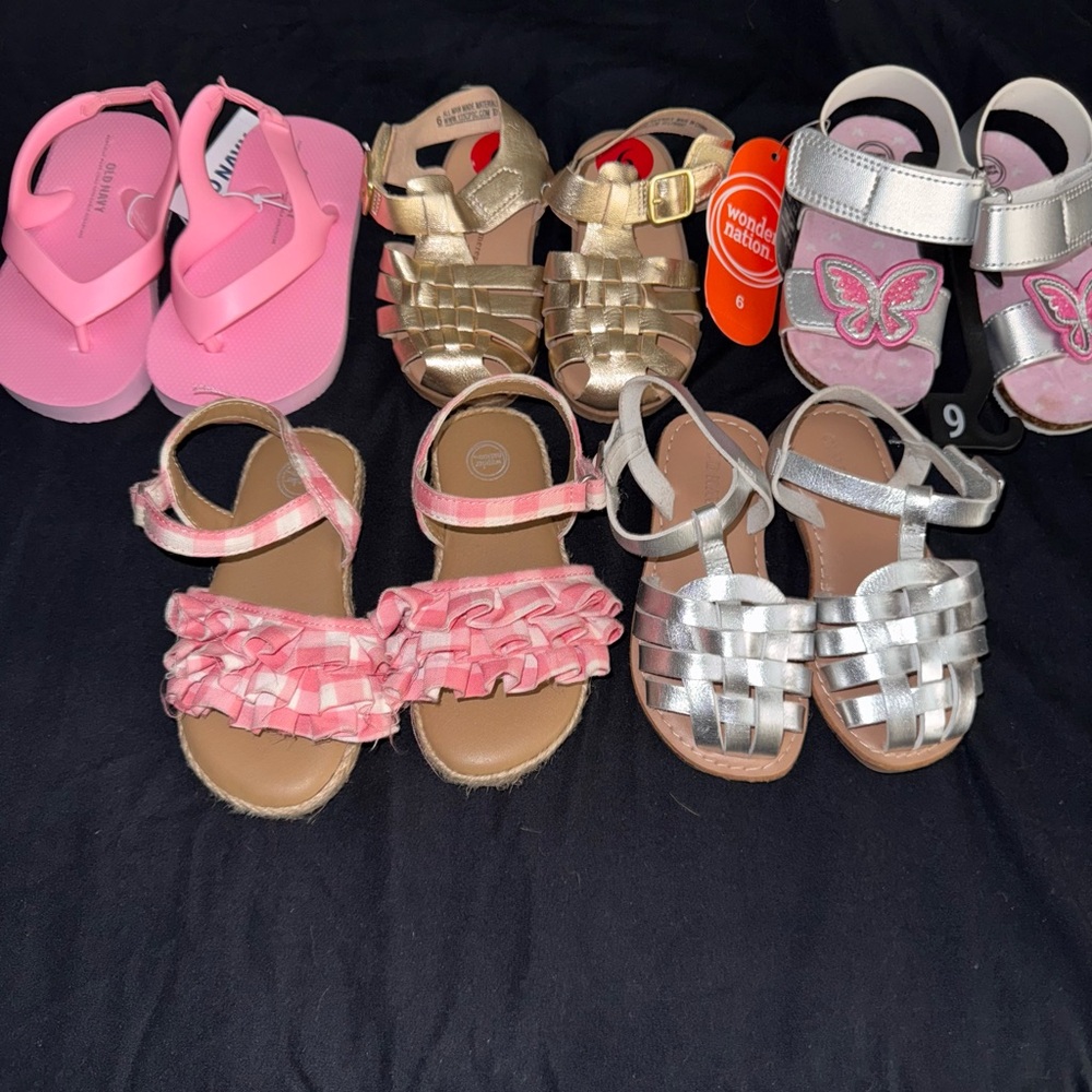 Chic Pink and Gold Kids Sandals